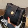 crocodile-pattern-wide-strap-crossbody-bag-kawaii-lifestyle-suzrevera-3370946.jpg Crocodile Pattern Wide Strap Crossbody Bag